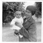 alan_mum_6mo.jpg (17835 bytes)