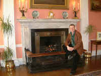 Toasting.jpg (54672 bytes)