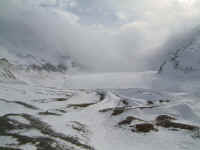 athabasca_glacier.jpg (33935 bytes)