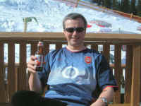 o2_skiing.jpg (42102 bytes)