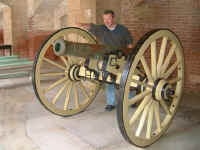 fire.jpg (40697 bytes)