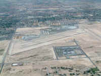 airport.jpg (50678 bytes)